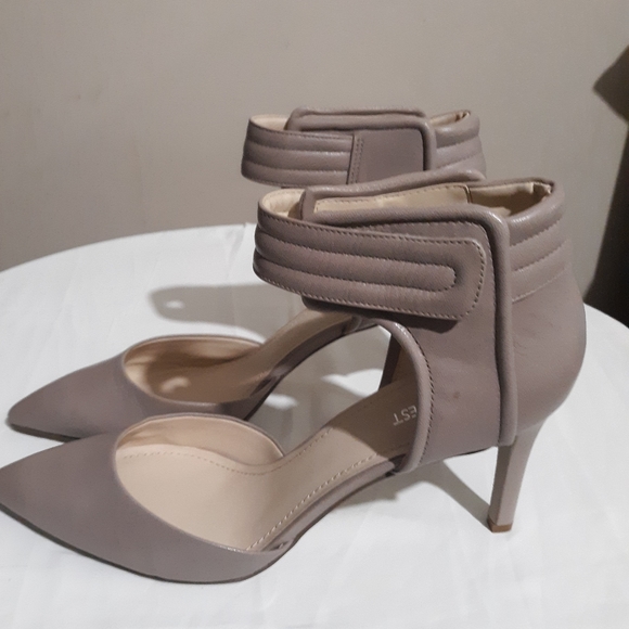 Nine West ankle strap heels**NEW* - Picture 2 of 4